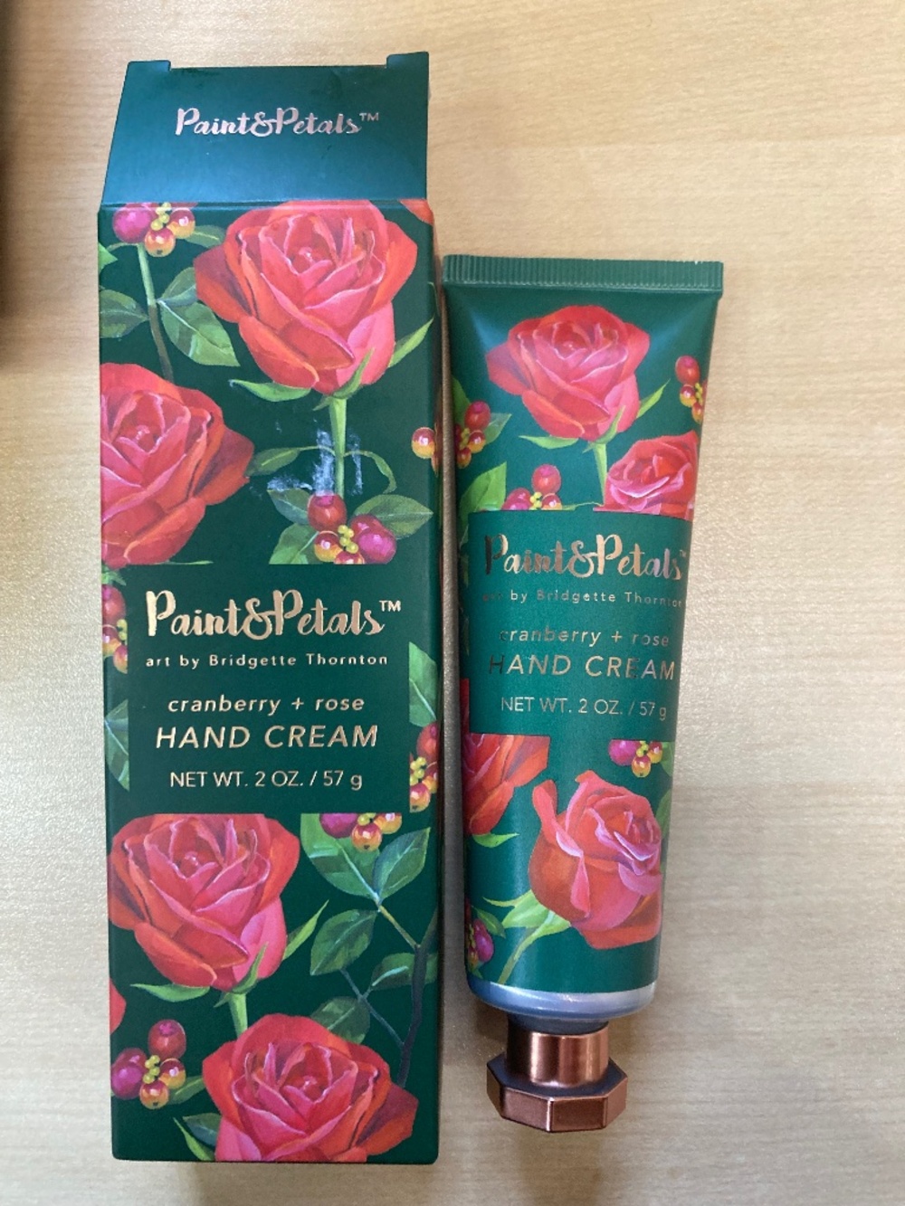 Paint & petal lotion cranberry and roses sent